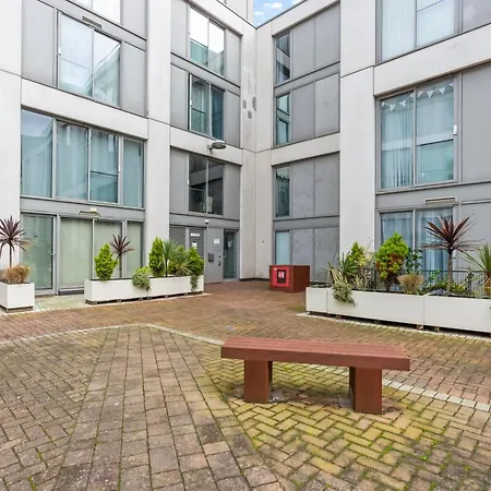 Heart Of Centre Luxury With Secure Underground Parking Birmingham