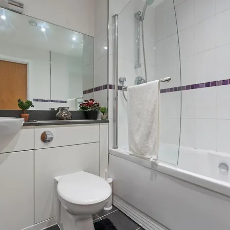 Apartment Heart Of Centre Luxury With Secure Underground Parking